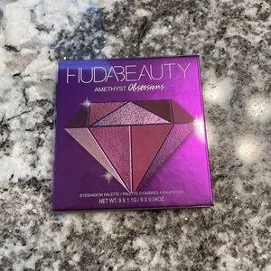 Huda Beauty Obsessions Eyeshadow Palette